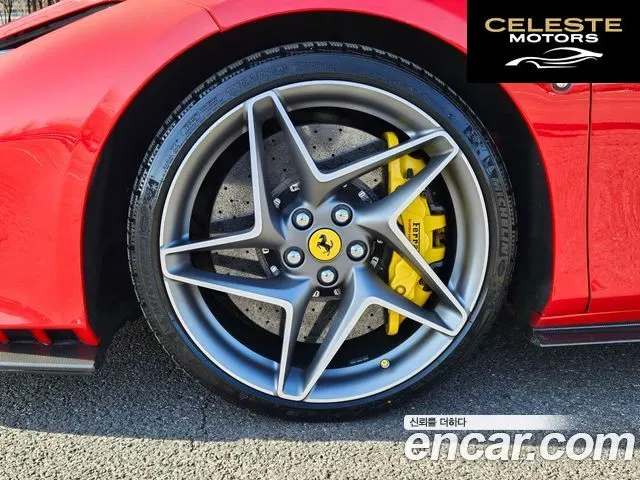 FERRARI F8 Spyder 3.9 V8 2021 — photo 5 sur 26