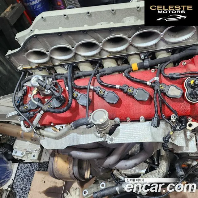 FERRARI FF 6.3 V12 2012 — photo 6 sur 10