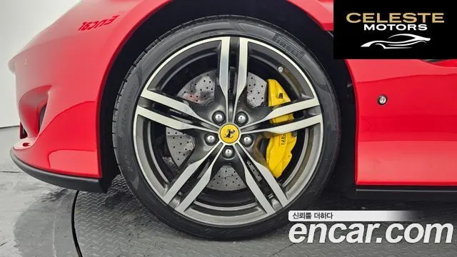 FERRARI Portofino 3.9 V8 2020 — photo 5 sur 20
