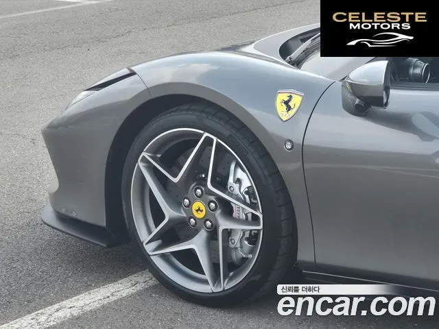 FERRARI F8 Spyder 3.9 V8 2021 — photo 5 sur 26