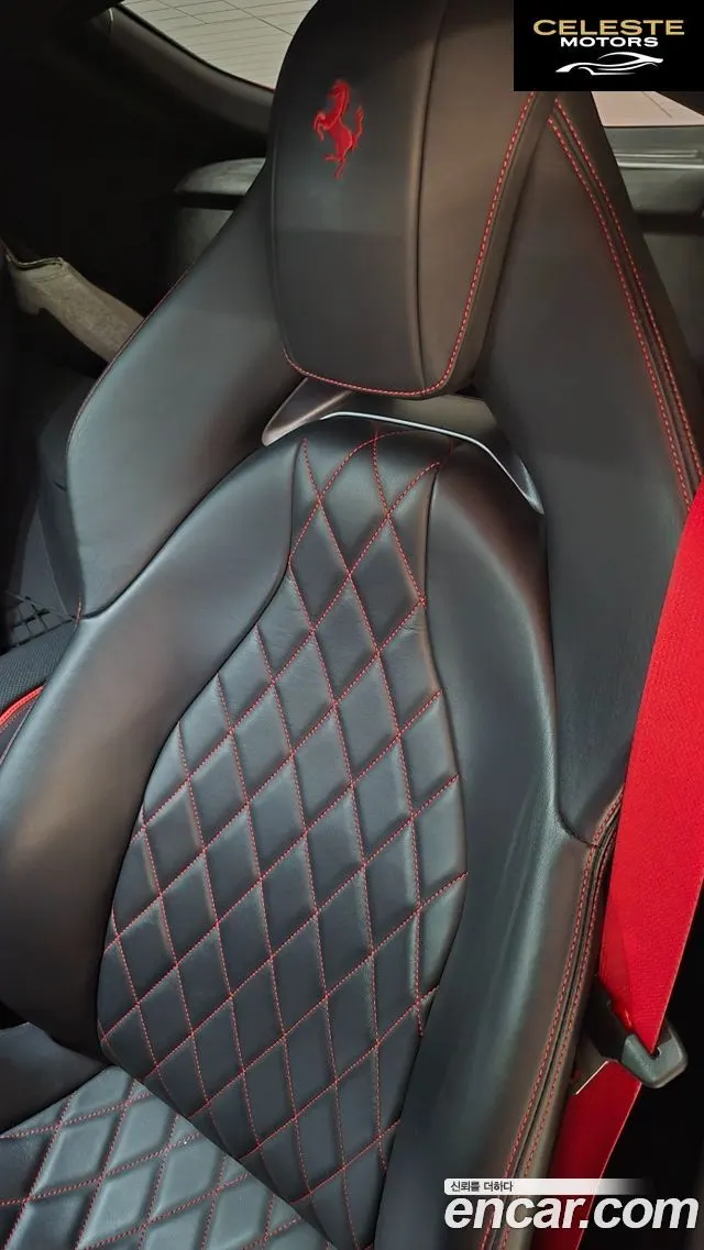 FERRARI 812 6.5 V12 2019 — photo 14 sur 24