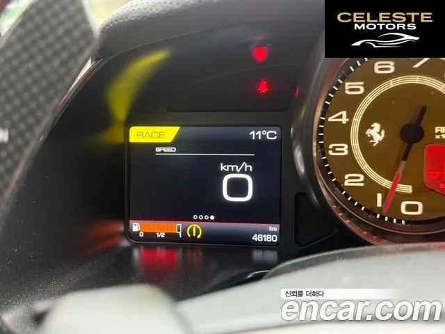 FERRARI 812 6.5 V12 2019 — photo 6 sur 24