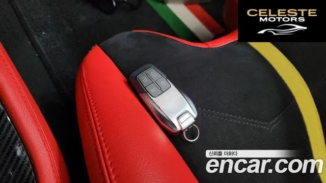 FERRARI 458 Spyder 2012 — photo 19 sur 26