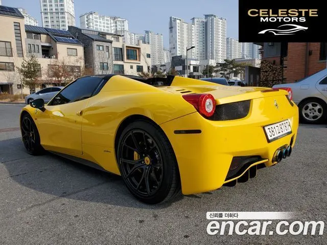 FERRARI 458 Spyder 2013 — photo 2 sur 26