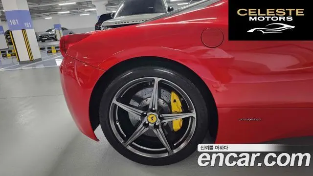 FERRARI 458 2010 — photo 15 sur 22