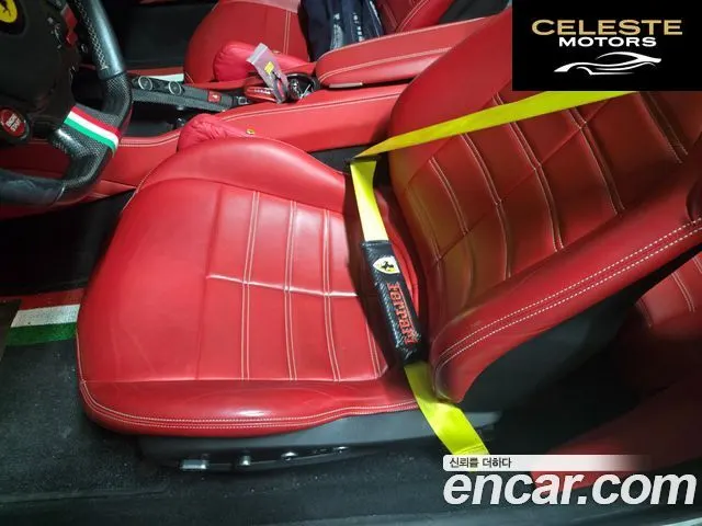 FERRARI 4.3 V8 2016 — photo 11 sur 20