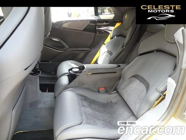 FERRARI Purosangue 6.5 V12 2025 — photo 11 sur 20