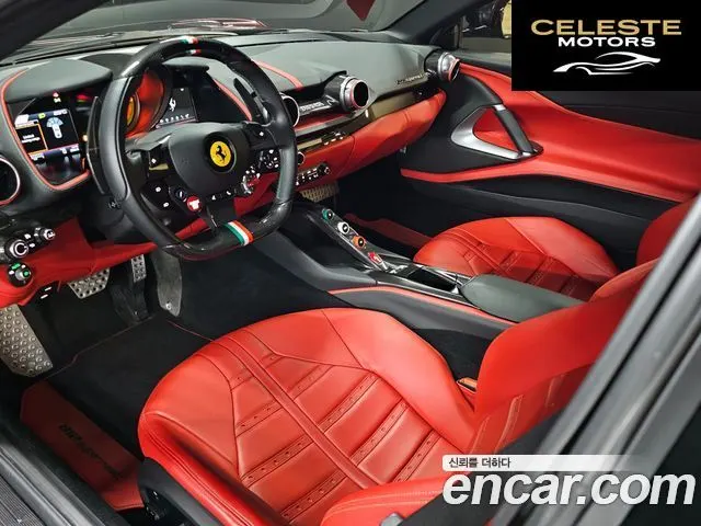 FERRARI 812 6.5 V12 2020 — photo 10 sur 26