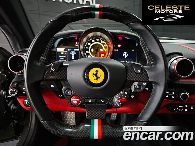 FERRARI 812 6.5 V12 2020 — photo 12 sur 26