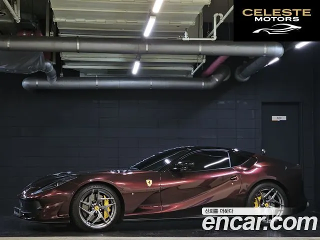 FERRARI 812 6.5 V12 2020 — photo 3 sur 26