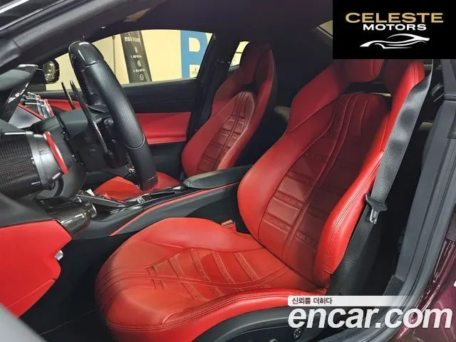 FERRARI 812 6.5 V12 2020 — photo 9 sur 26