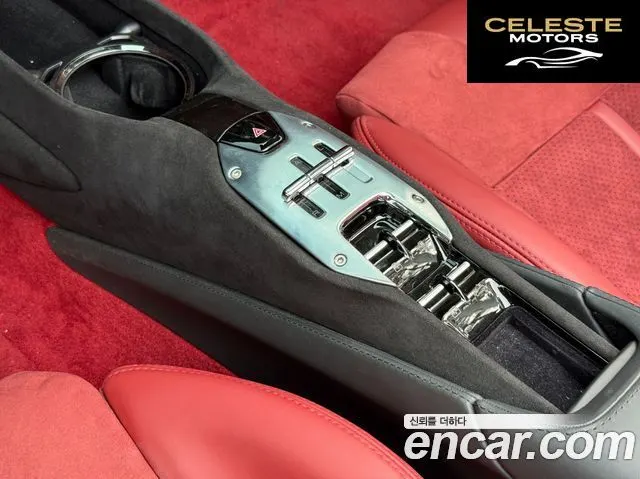 FERRARI SF90 Spyder 4.0 2023 — photo 9 sur 25