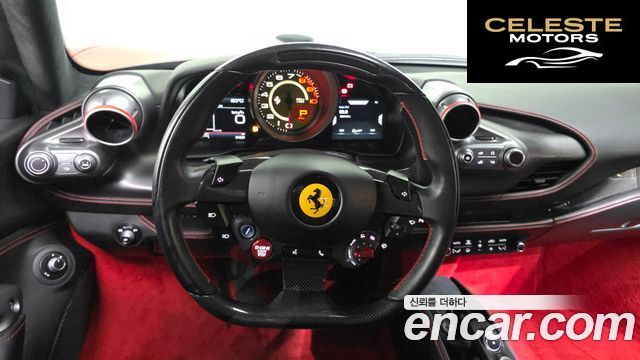 FERRARI F8 3.9 V8 2021 — photo 14 sur 26