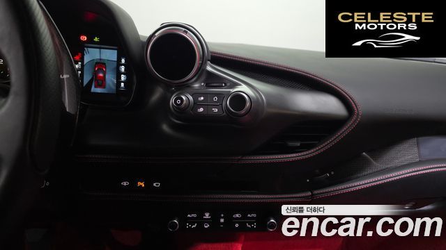 FERRARI F8 3.9 V8 2021 — photo 15 sur 26