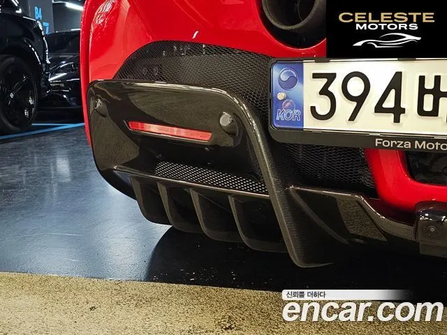 FERRARI SF90 Spyder 4.0 2023 — photo 11 sur 26