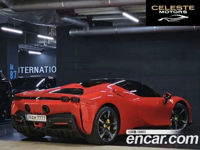FERRARI SF90 Spyder 4.0 2023 — photo 5 sur 26