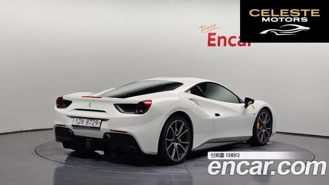 FERRARI 488 GTB 3.9 2018 — photo 2 sur 20