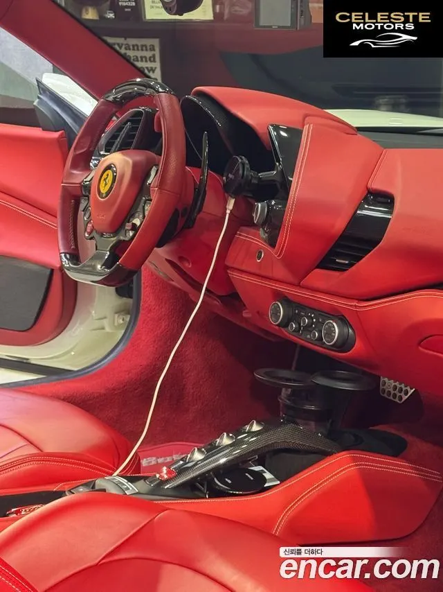 FERRARI 488 Spyder 3.9 2017 — photo 11 sur 23