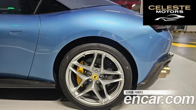 FERRARI Roma 3.9 Spyder 2025 — photo 20 sur 22