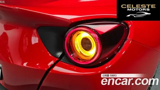 FERRARI Portofino 3.9 V8 2019 — photo 9 sur 34