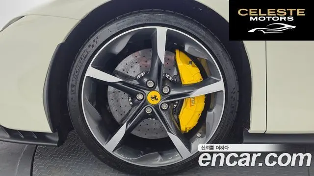 FERRARI SF90 Stradale 4.0 2021 — photo 5 sur 20