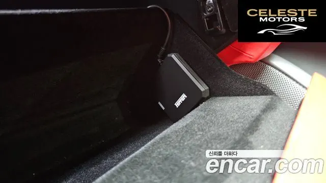 FERRARI Portofino 3.9 V8 2020 — photo 31 sur 37