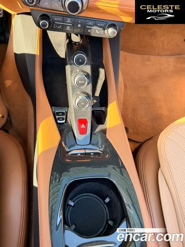 FERRARI Portofino 3.9 V8 2019 — photo 9 sur 19