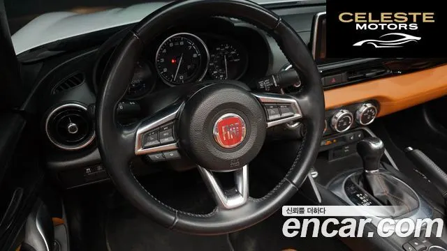 FIAT 124 Spyder 1.4 2017 — photo 12 sur 20