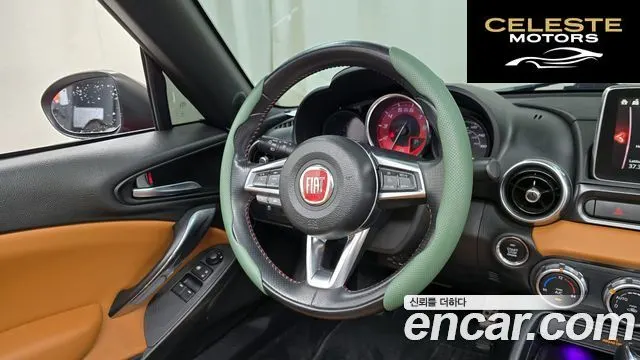 FIAT 124 Spyder 1.4 2017 — photo 12 sur 20