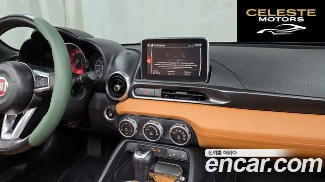 FIAT 124 Spyder 1.4 2017 — photo 13 sur 20