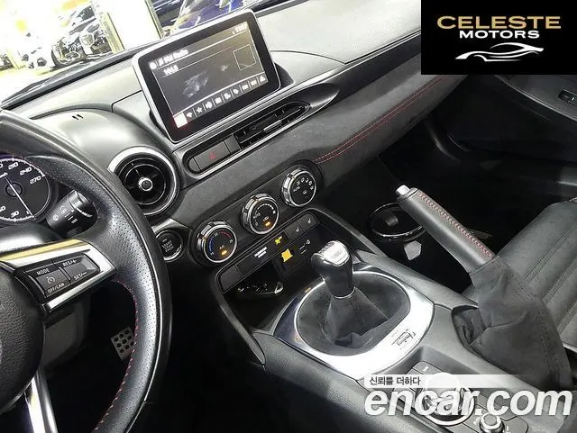 FIAT 124 Spyder 1.4 2019 — photo 13 sur 26