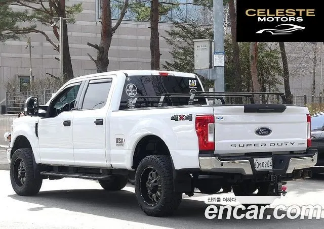 FORD F350 6.2 2017 — photo 2 sur 26