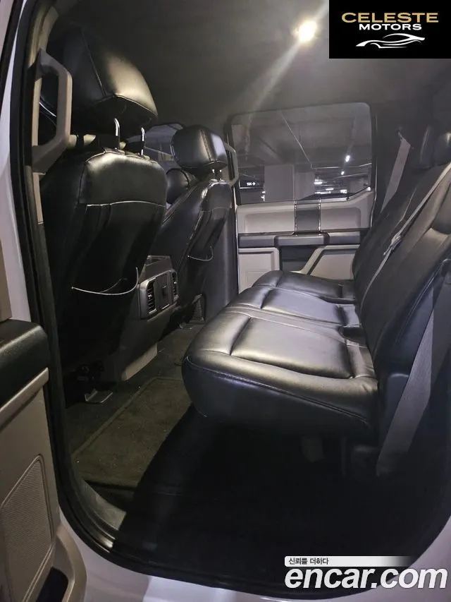 FORD F150 5.0L 2015 — photo 9 sur 17