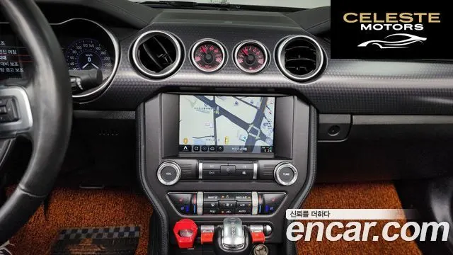 FORD Cabriolet 2019 — photo 14 sur 20