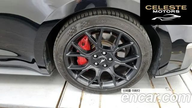 FORD Cabriolet 2019 — photo 5 sur 20