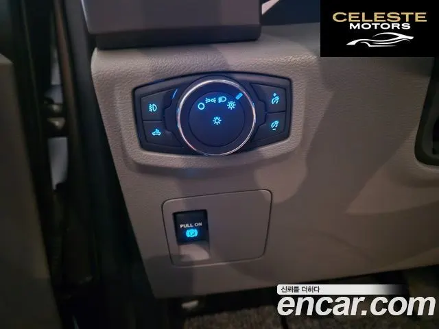 FORD F150 3.5L 2018 — photo 12 sur 21
