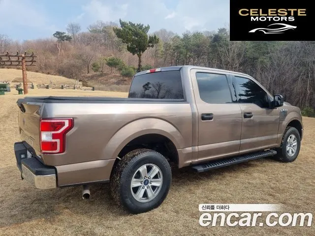 FORD F150 3.5L 2018 — photo 2 sur 21