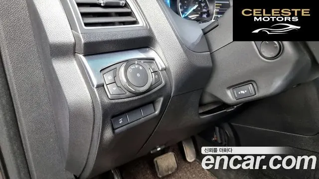 FORD 2.3 Limited 4WD 2017 — photo 17 sur 20