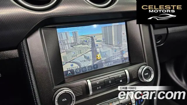 FORD Cabriolet 2021 — photo 14 sur 20