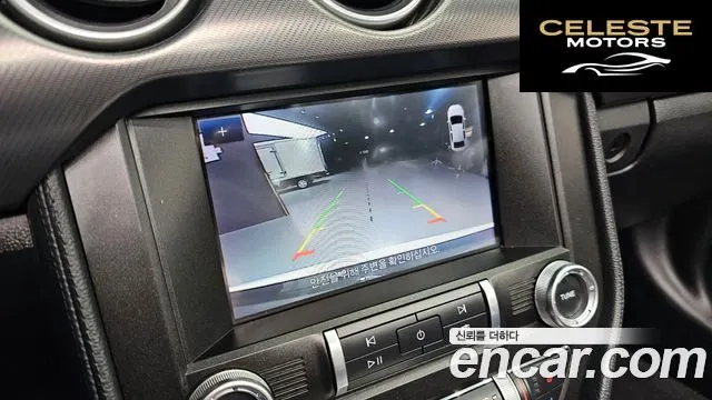 FORD Cabriolet 2021 — photo 15 sur 20