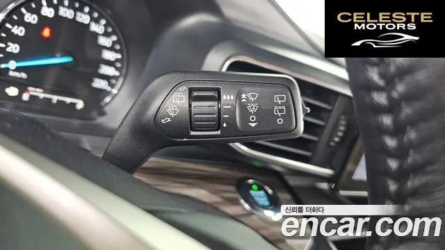 FORD 62.3 Limited 4WD 2021 — photo 15 sur 20