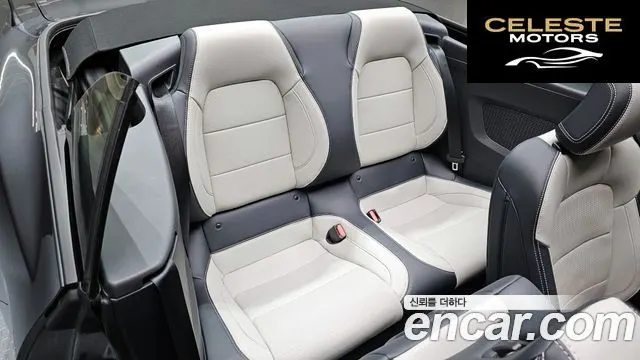FORD 72.3 Premium Cabriolet 2024 — photo 12 sur 20
