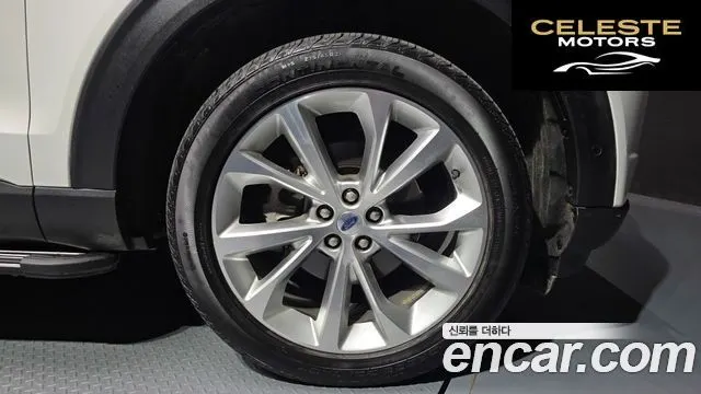 FORD 63.0 4WD 2022 — photo 5 sur 20