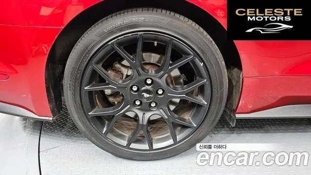 FORD Cabriolet 2021 — photo 5 sur 20
