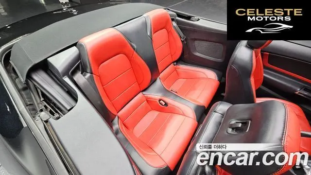 FORD Cabriolet 2019 — photo 11 sur 20