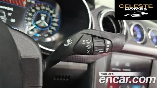 FORD Cabriolet 2019 — photo 16 sur 20
