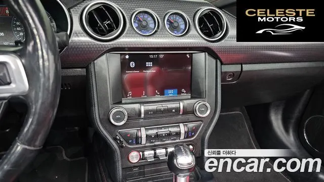 FORD Cabriolet 2019 — photo 18 sur 20