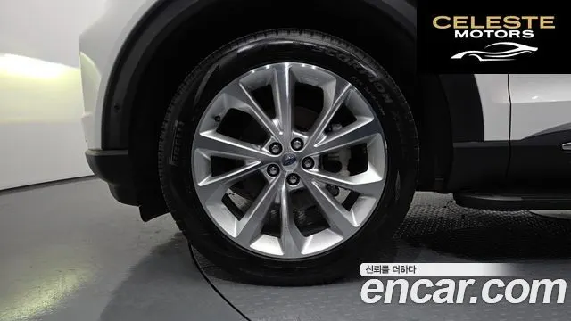 FORD 63.0 4WD 2022 — photo 5 sur 20