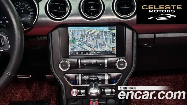 FORD Cabriolet 2021 — photo 15 sur 20