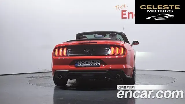 FORD Cabriolet 2021 — photo 4 sur 20